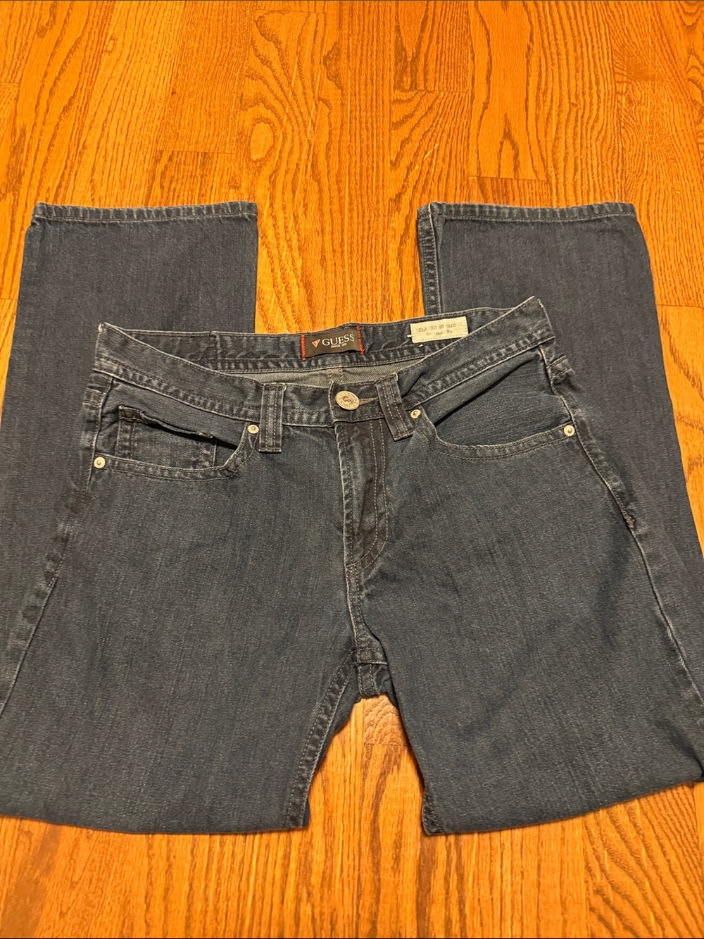Guess Rowland relaxed straight leg jeans size 32 x 30